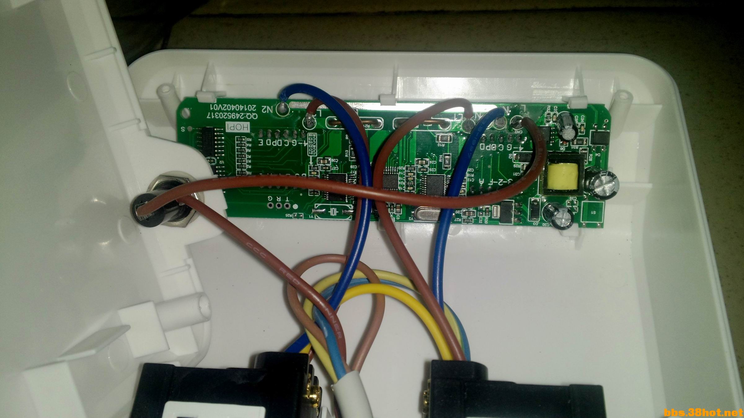 交易交换出一个全新双屏显示功率的功率计