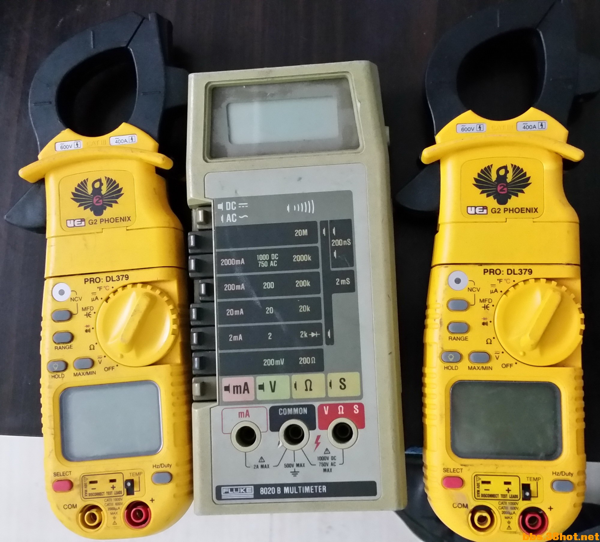 交易交换两台进口UEi DL379 数字钳形表可以