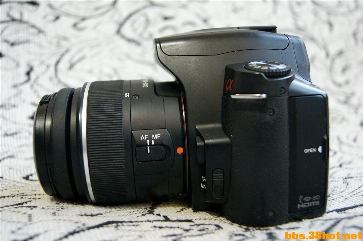 交易交换索尼a230单反不开机,680元。