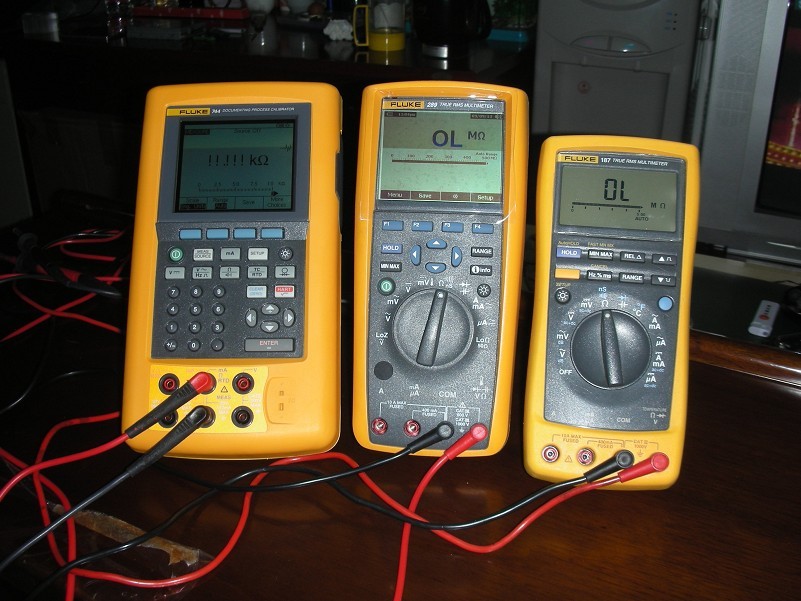 fluke 744-1.jpg