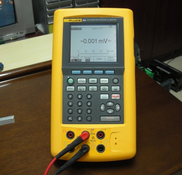 fluke 744-5.jpg