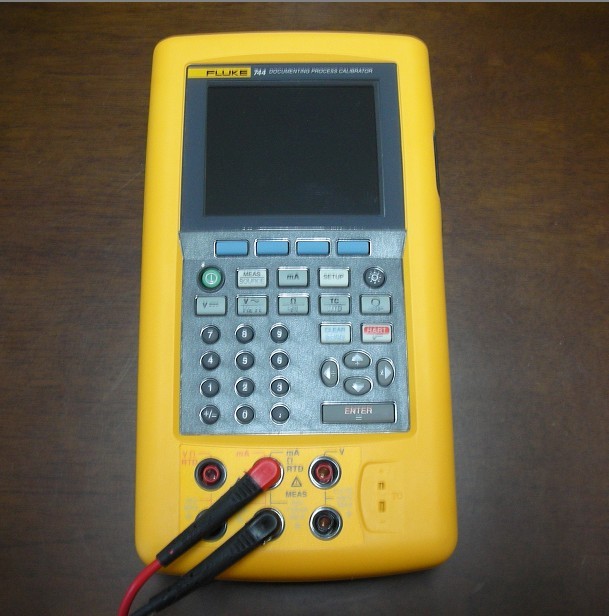 fluke 744-7.jpg