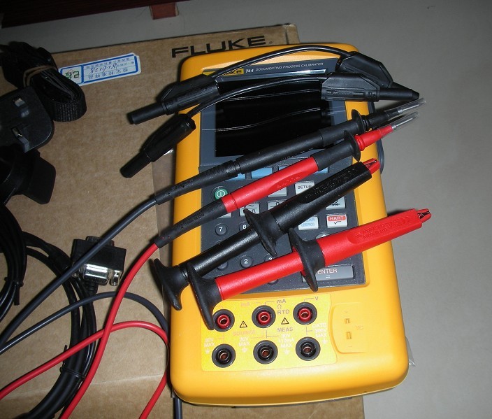 fluke 744-24.jpg