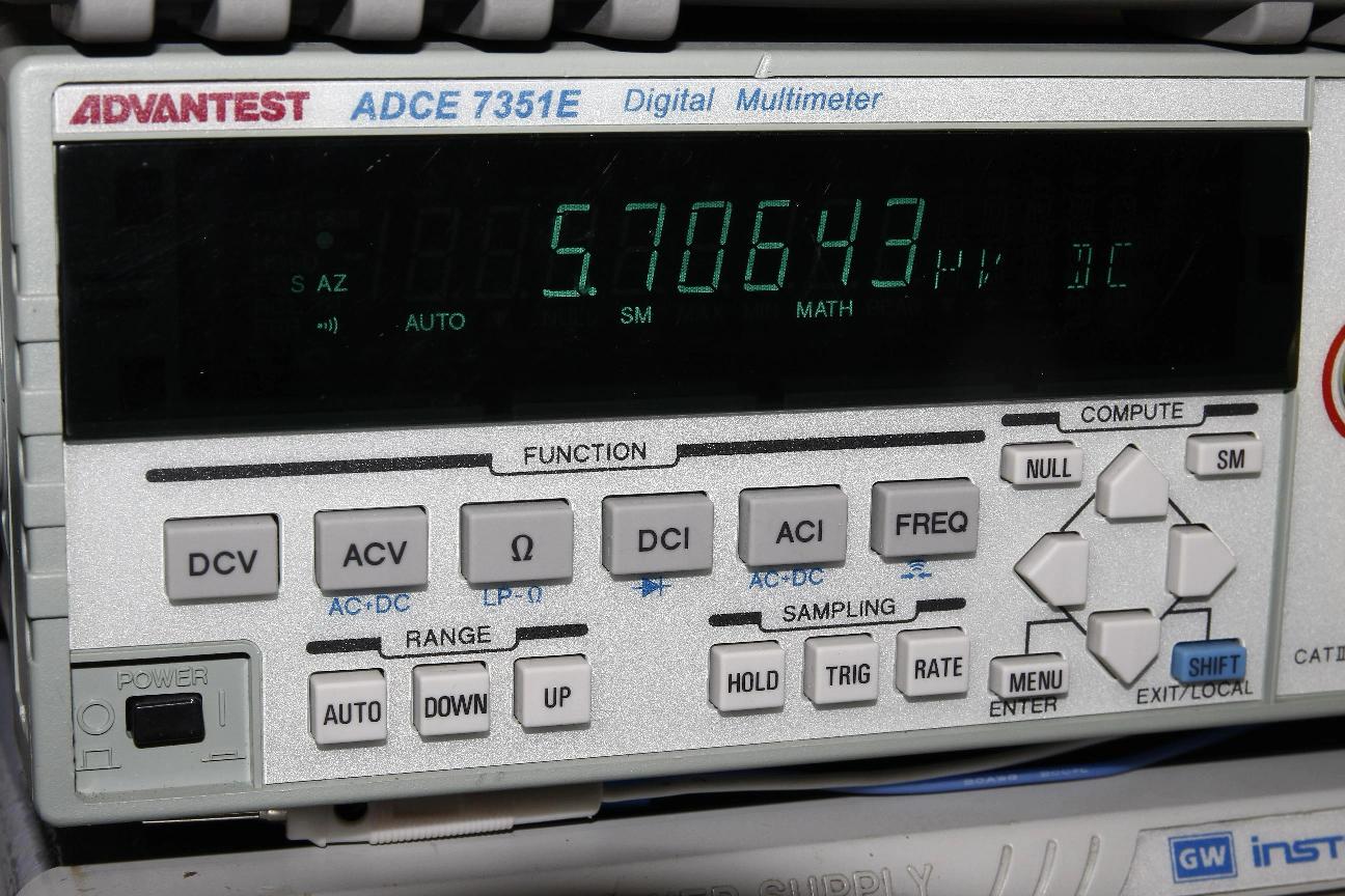 5.70643uV(50%).JPG