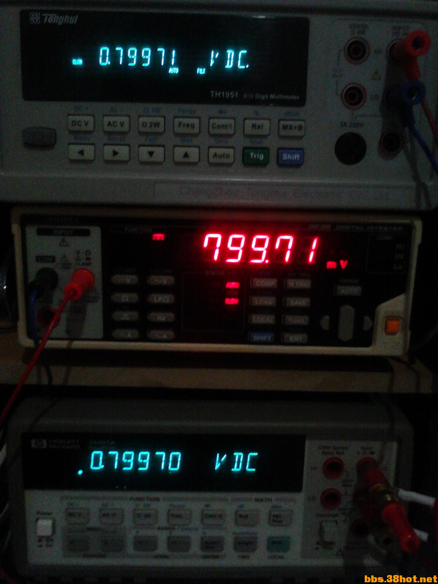 0.8V.jpg