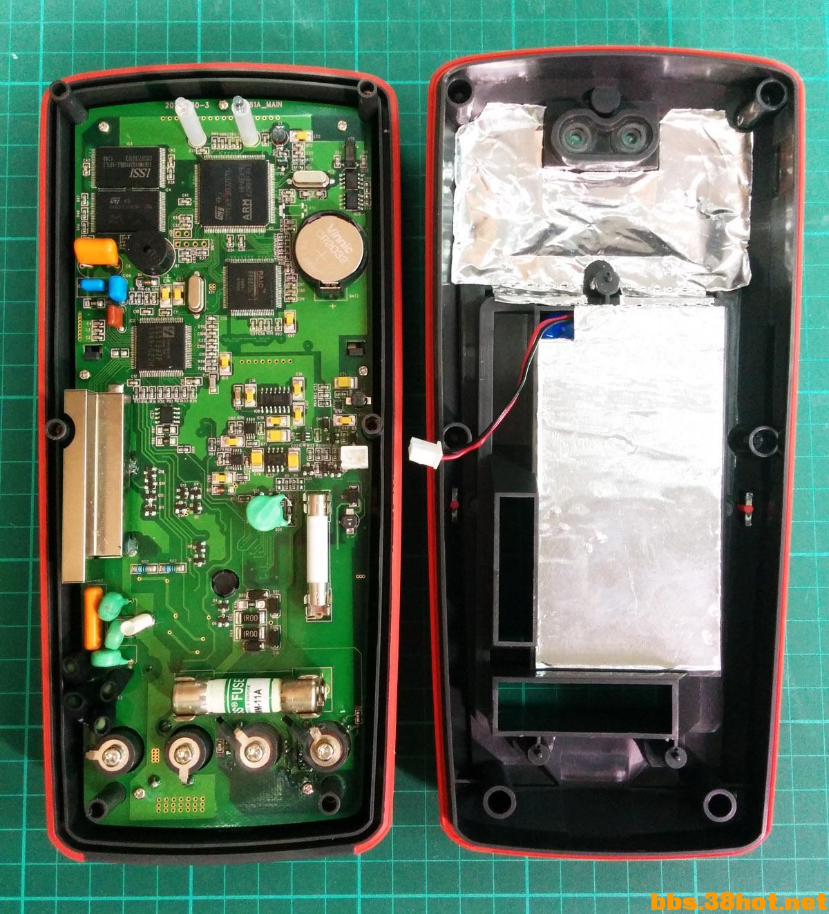 UT181A Inside.jpg