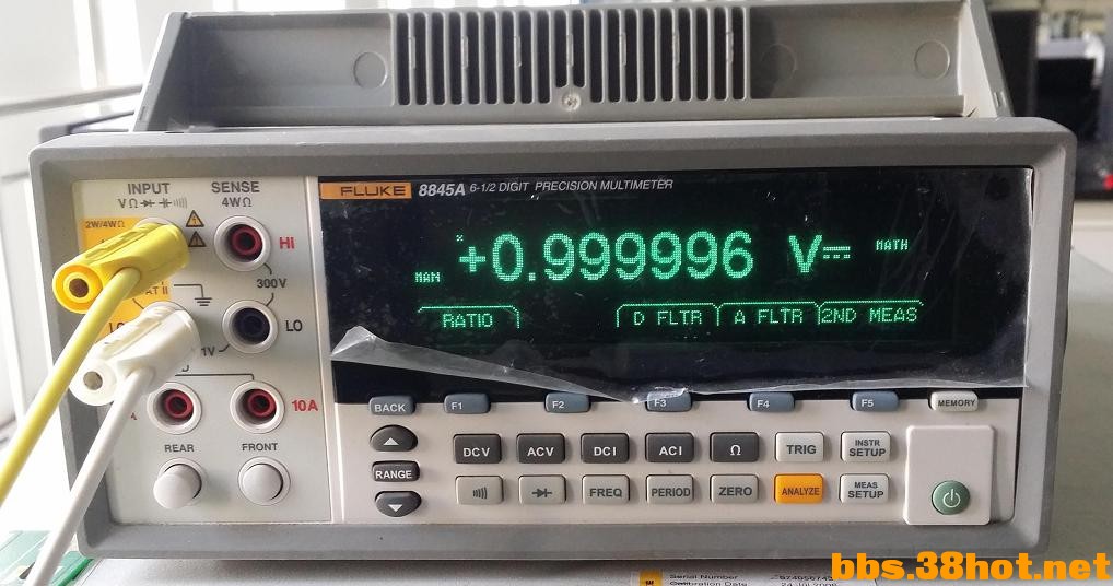 ֱ1V