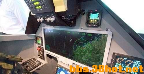 53512859_15.jpg