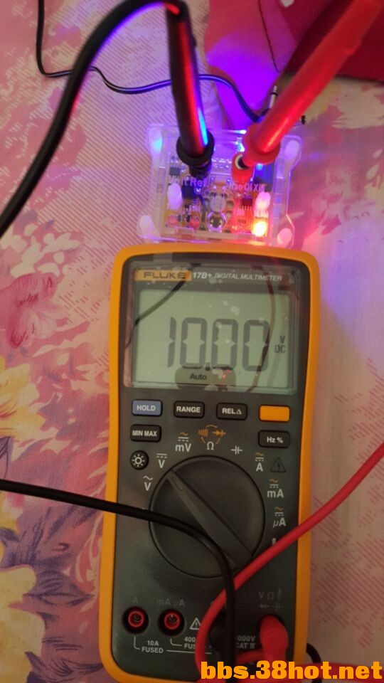 10V
