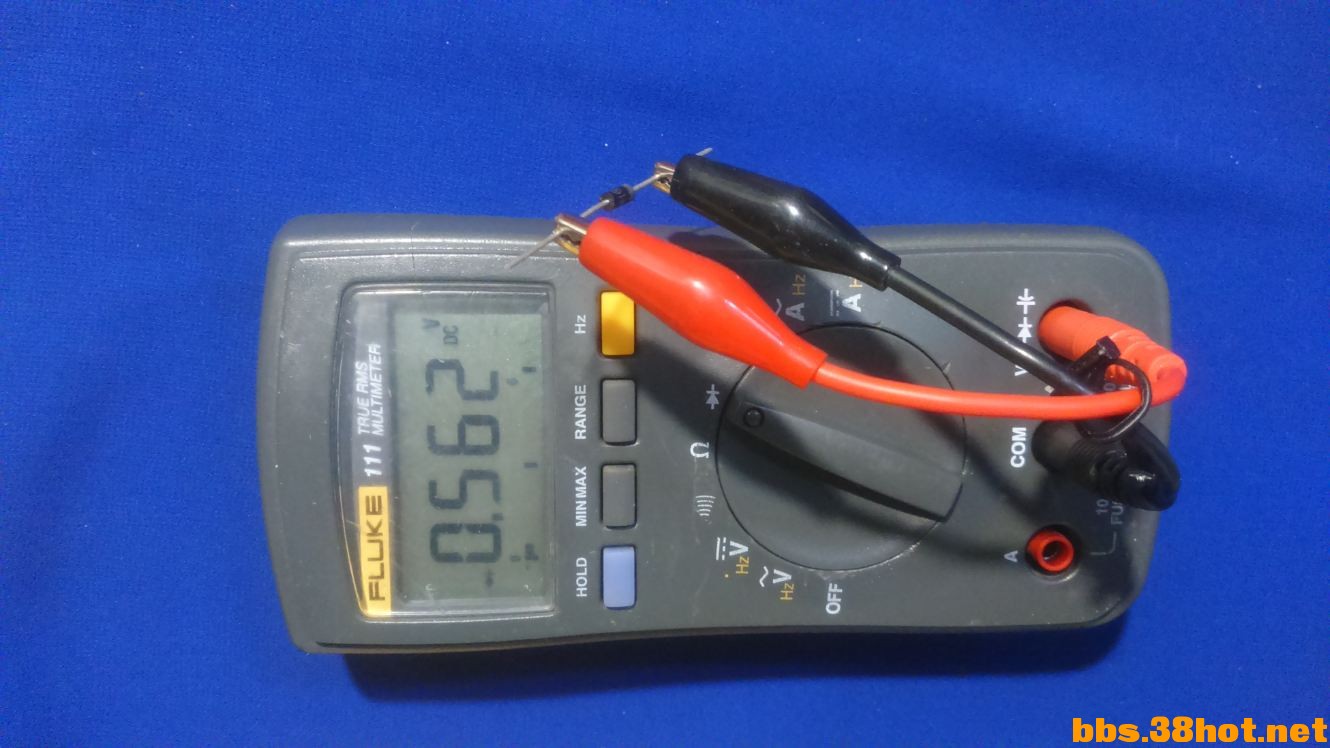 Fluke111-.JPG