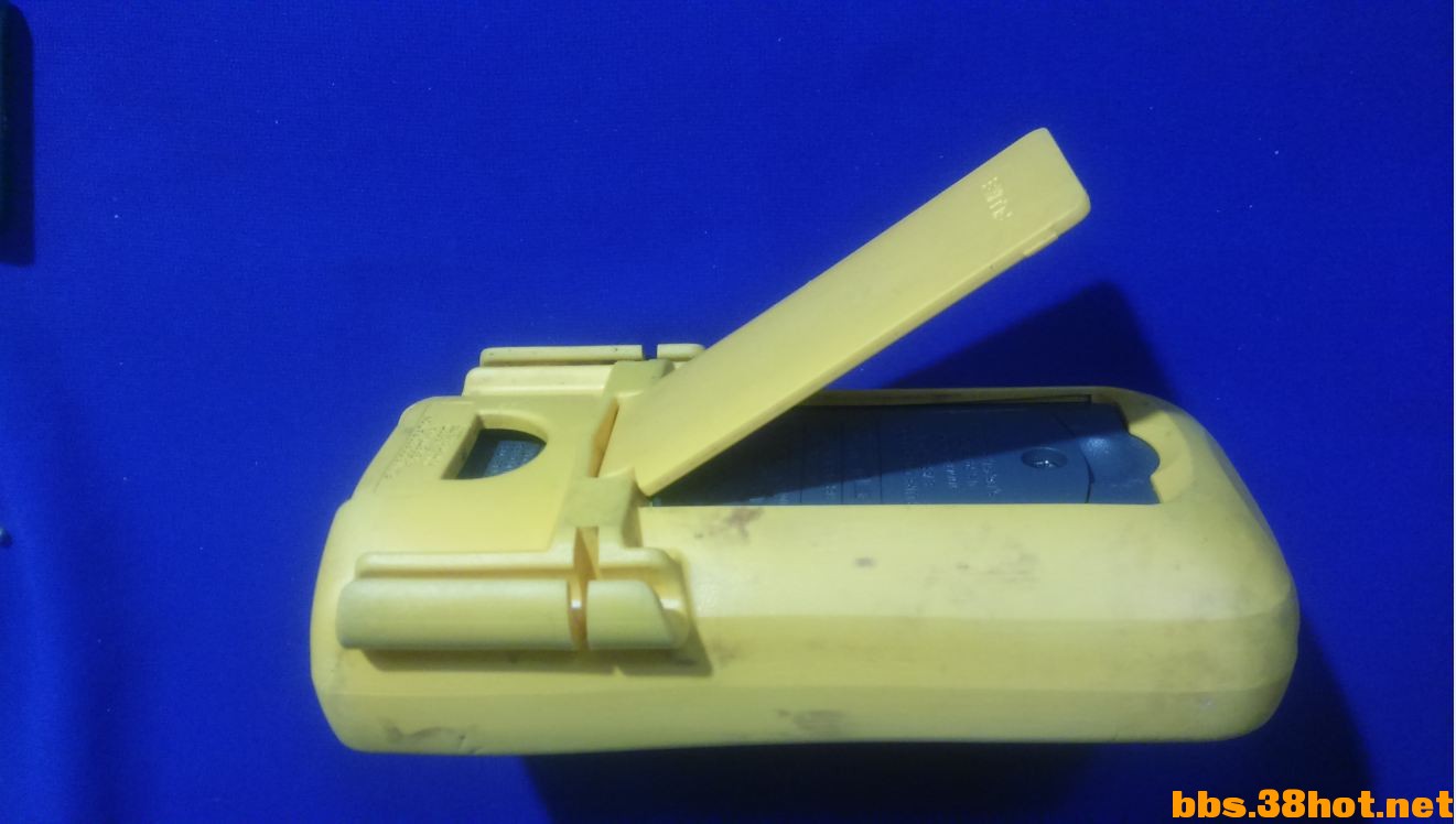 Fluke111-2.JPG