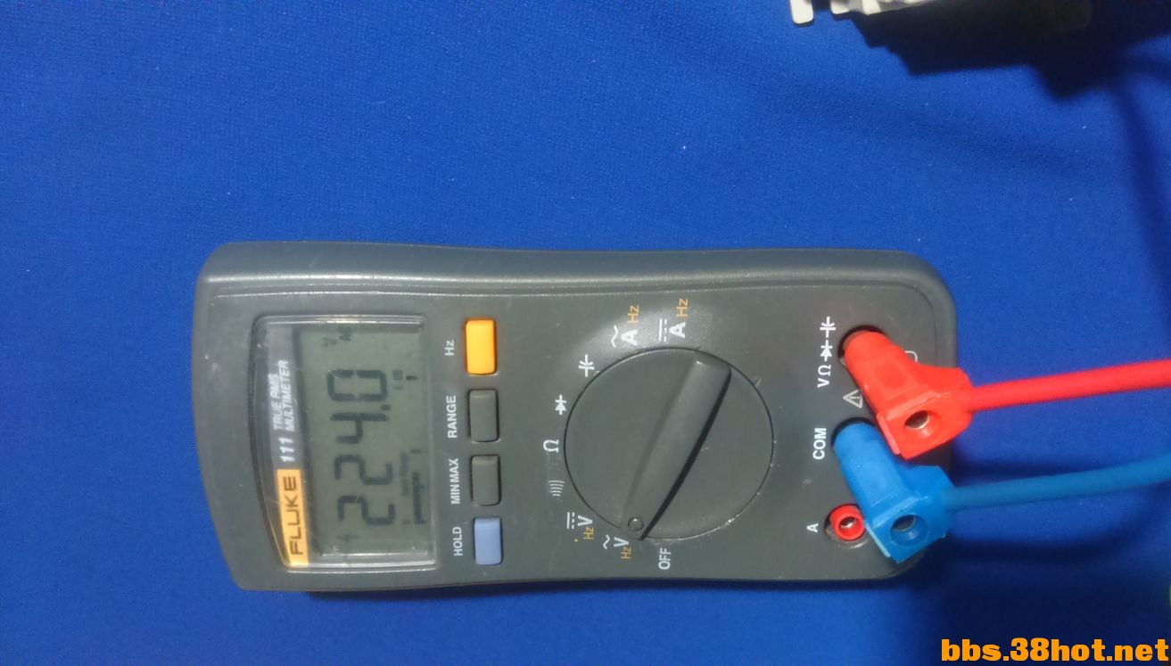 Fluke111-230V.JPG