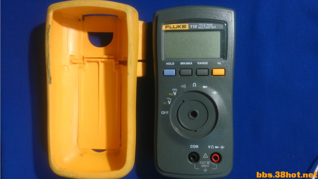 Fluke110-.JPG