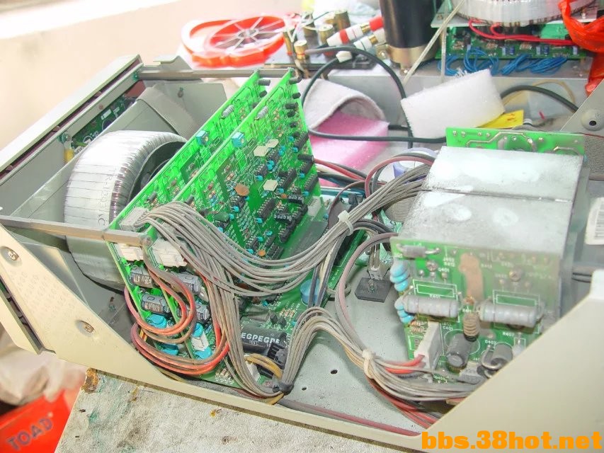 psb8ZEDXJJF.jpg