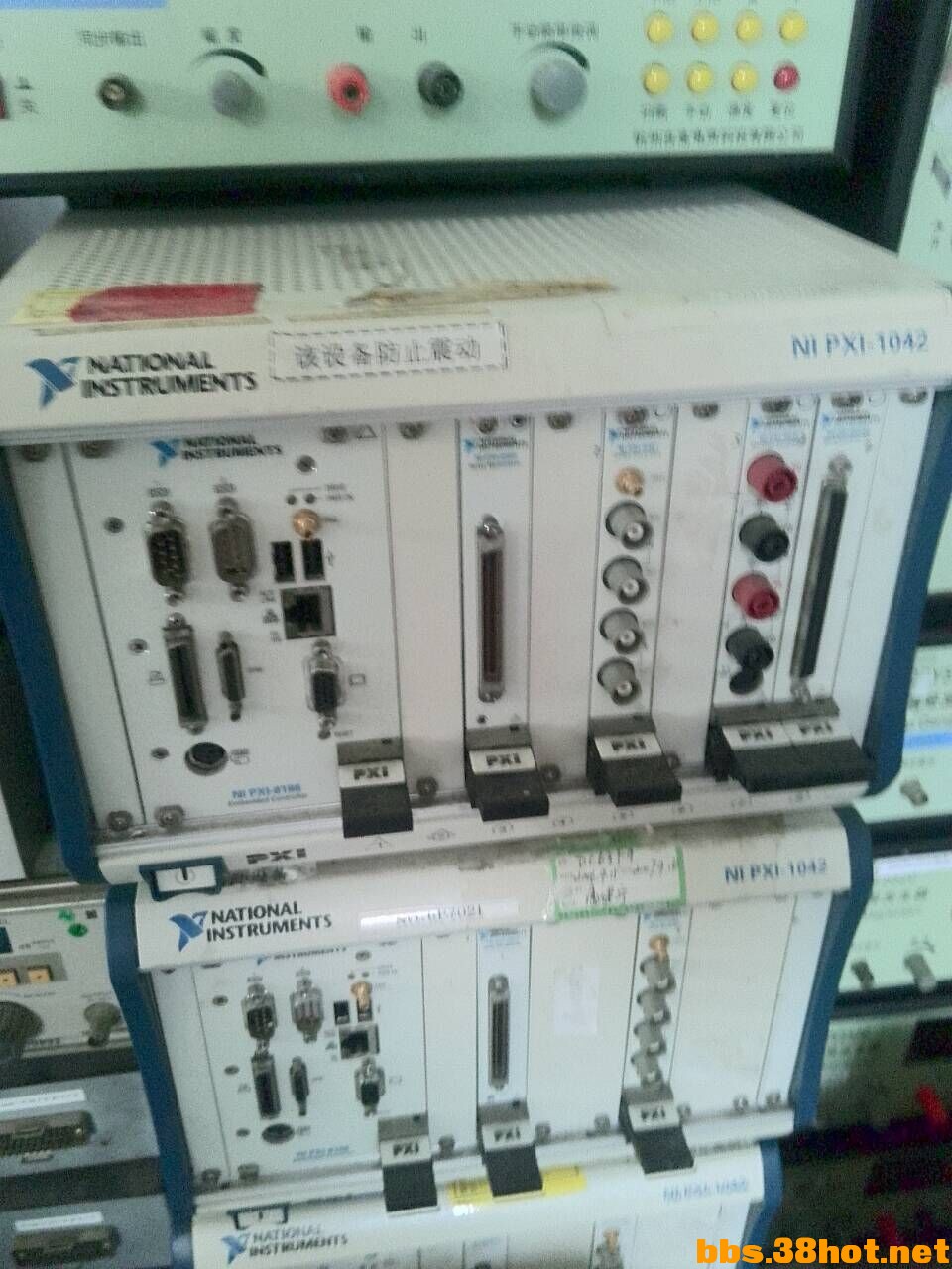 NI-PXI-1042
