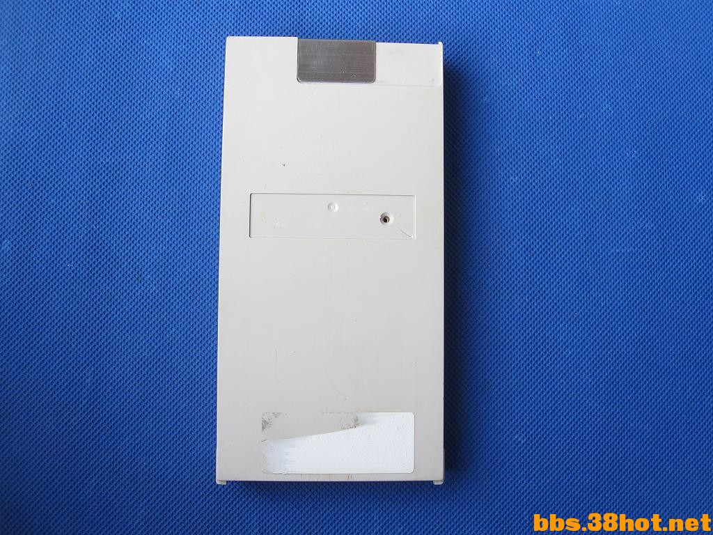 Ƭ 31104.jpg