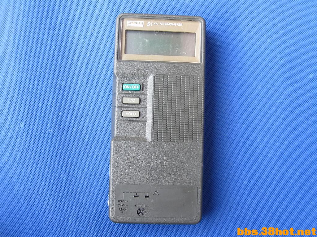 Ƭ 31068.jpg