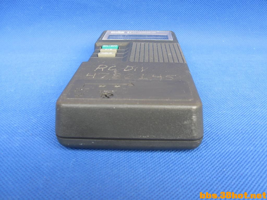 Ƭ 31075.jpg