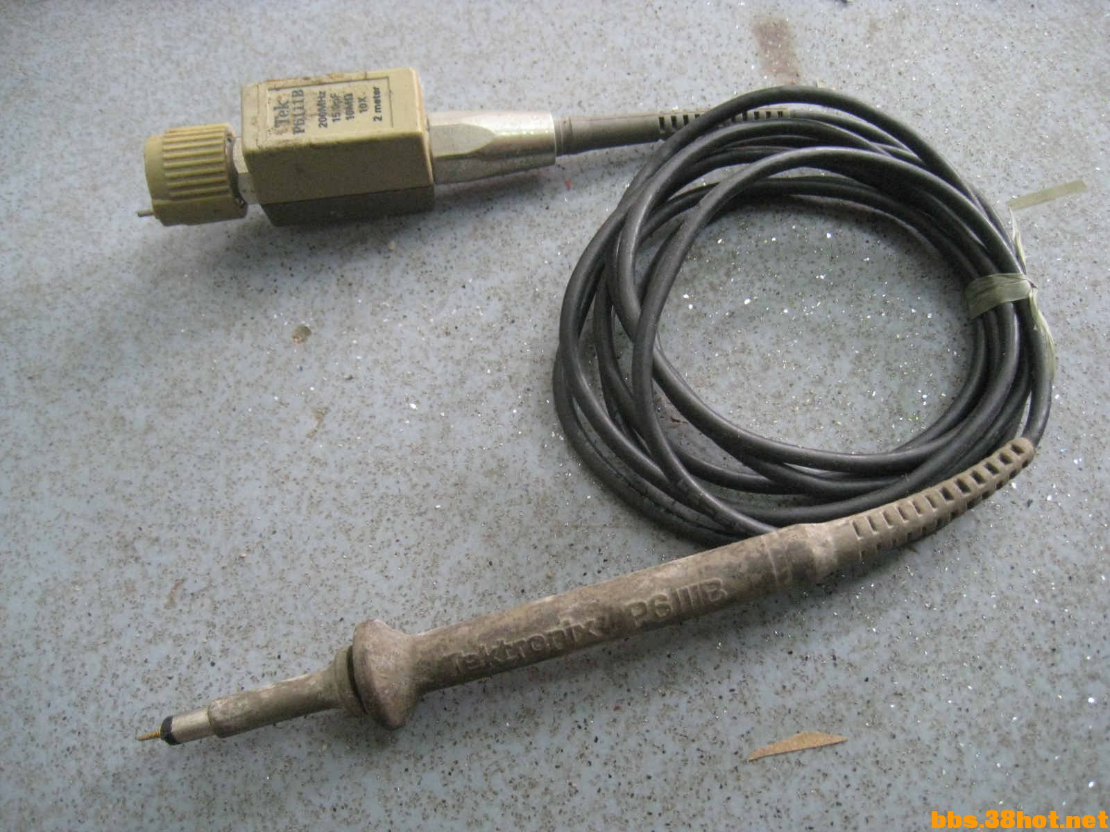 P6111B.jpg