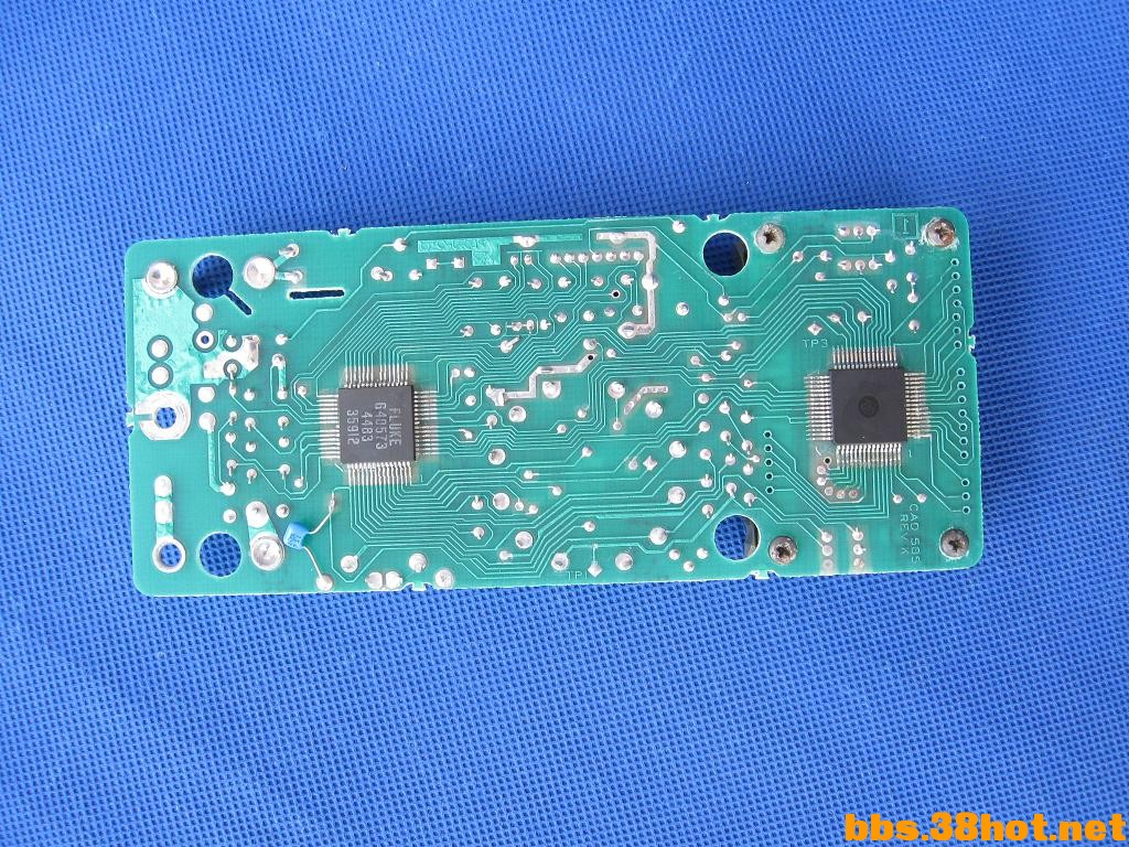 Ƭ 31668.jpg