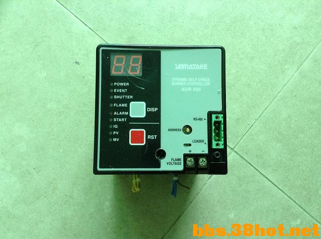 Ƭ 085.jpg