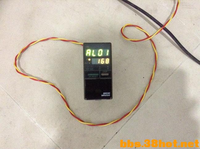 Ƭ 093.jpg
