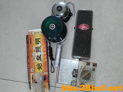Ƭ 010.jpg