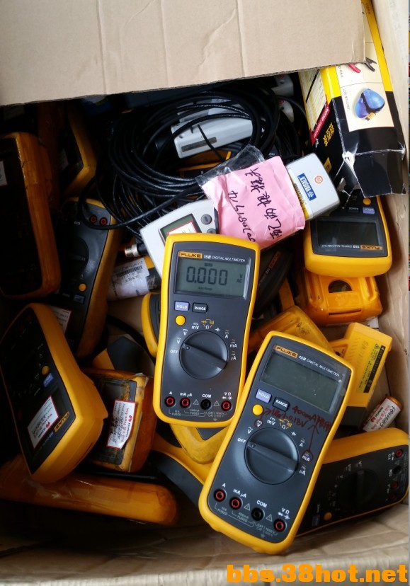 FLUKE15B3.jpg