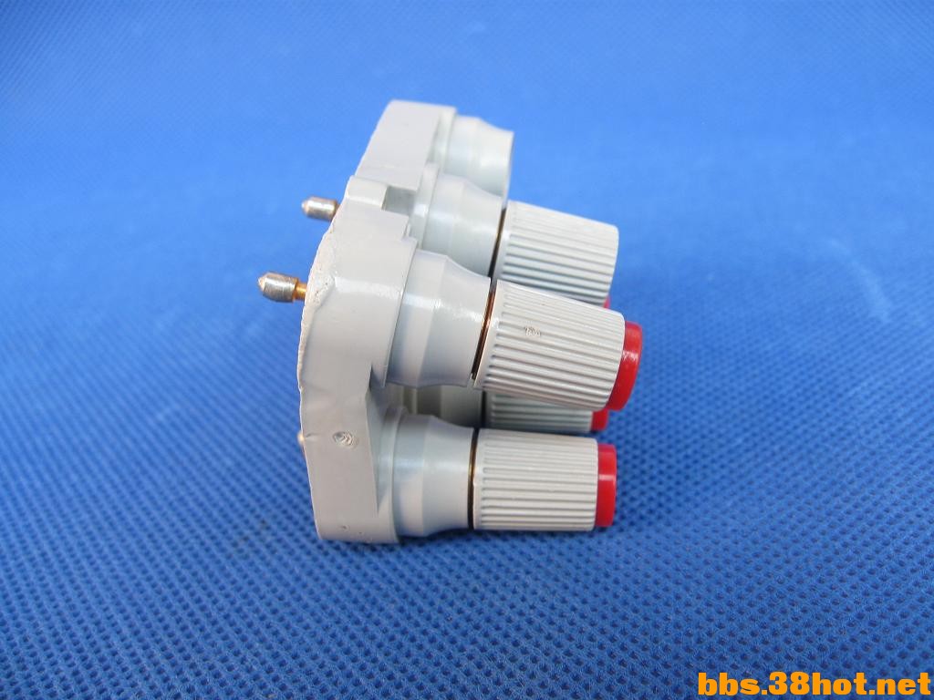 Ƭ 32054.jpg