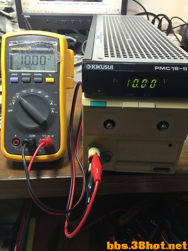 10V