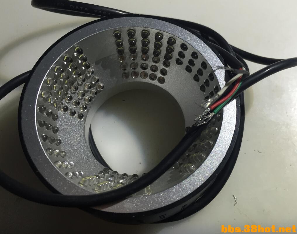LED1.jpg