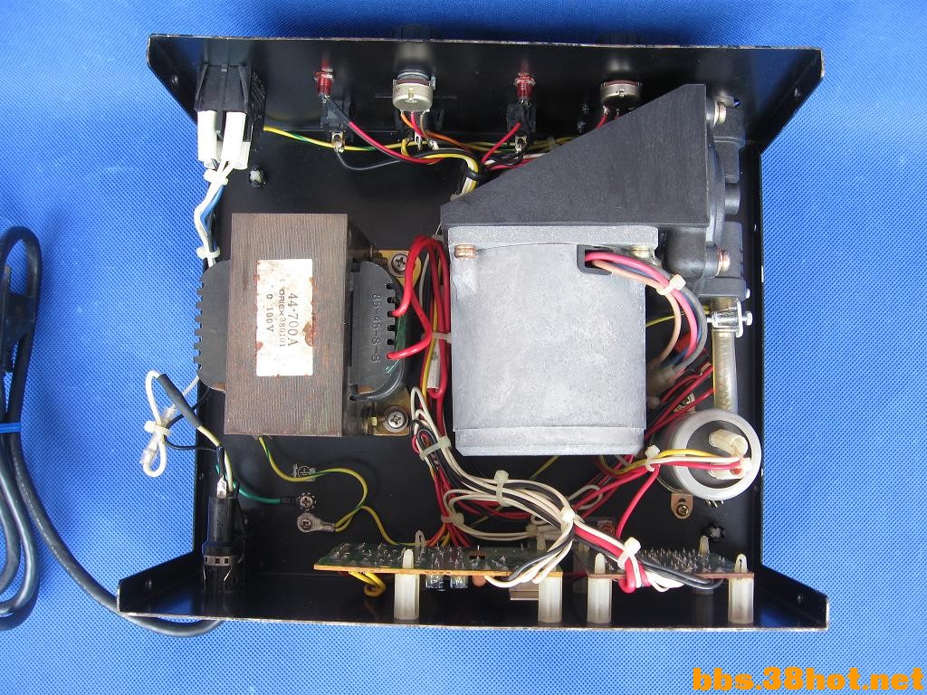 Ƭ 32479.jpg