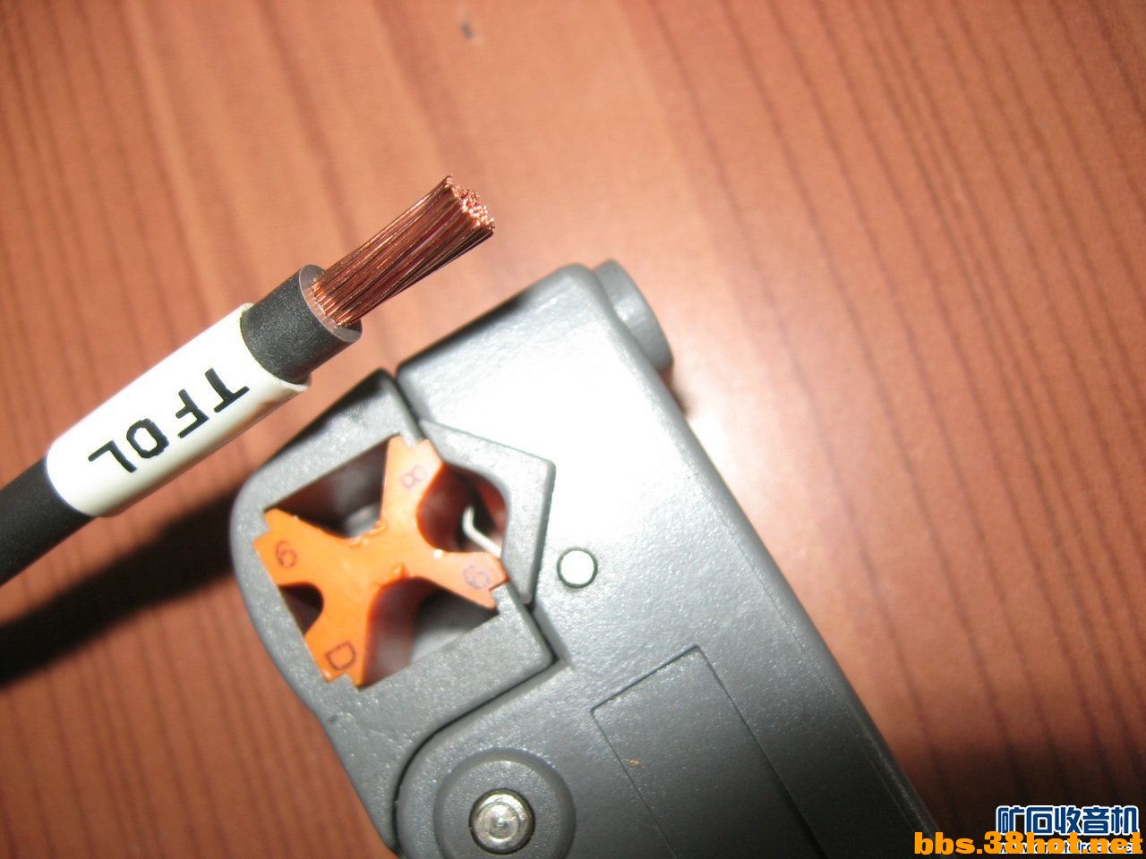 213017pqx5eqxrw6jr53qs.jpg