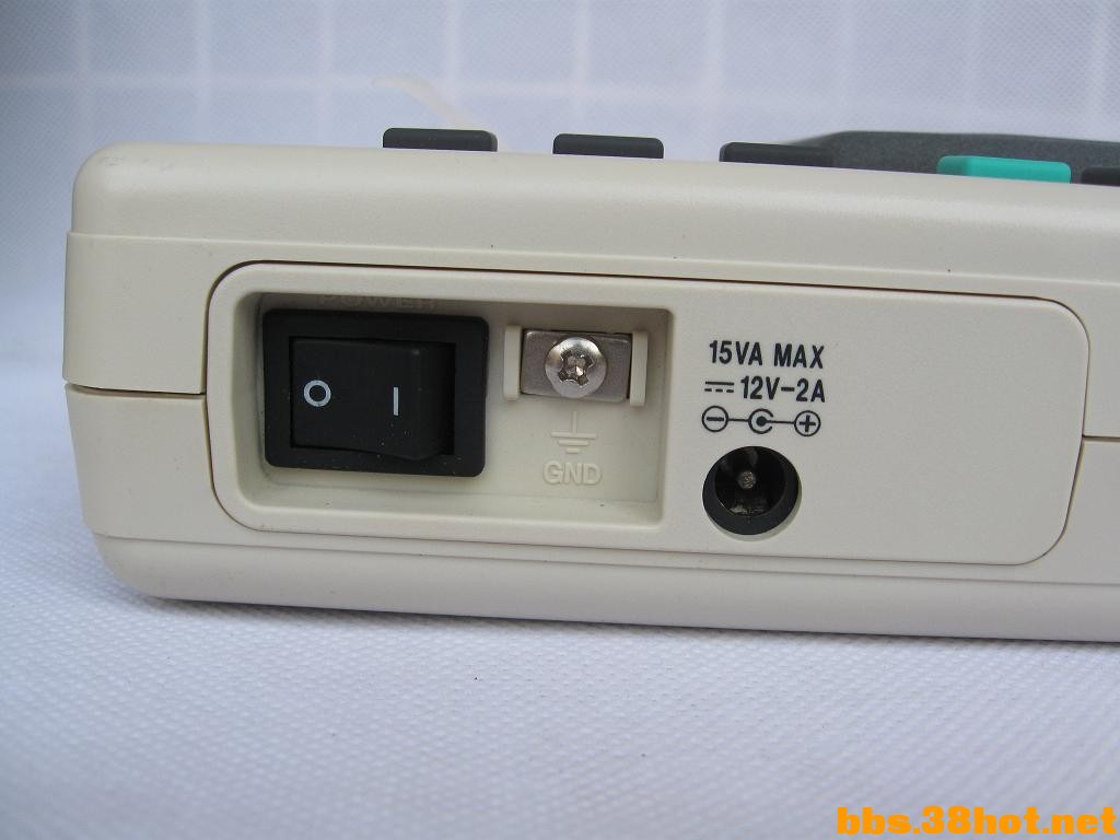Ƭ 32800.jpg