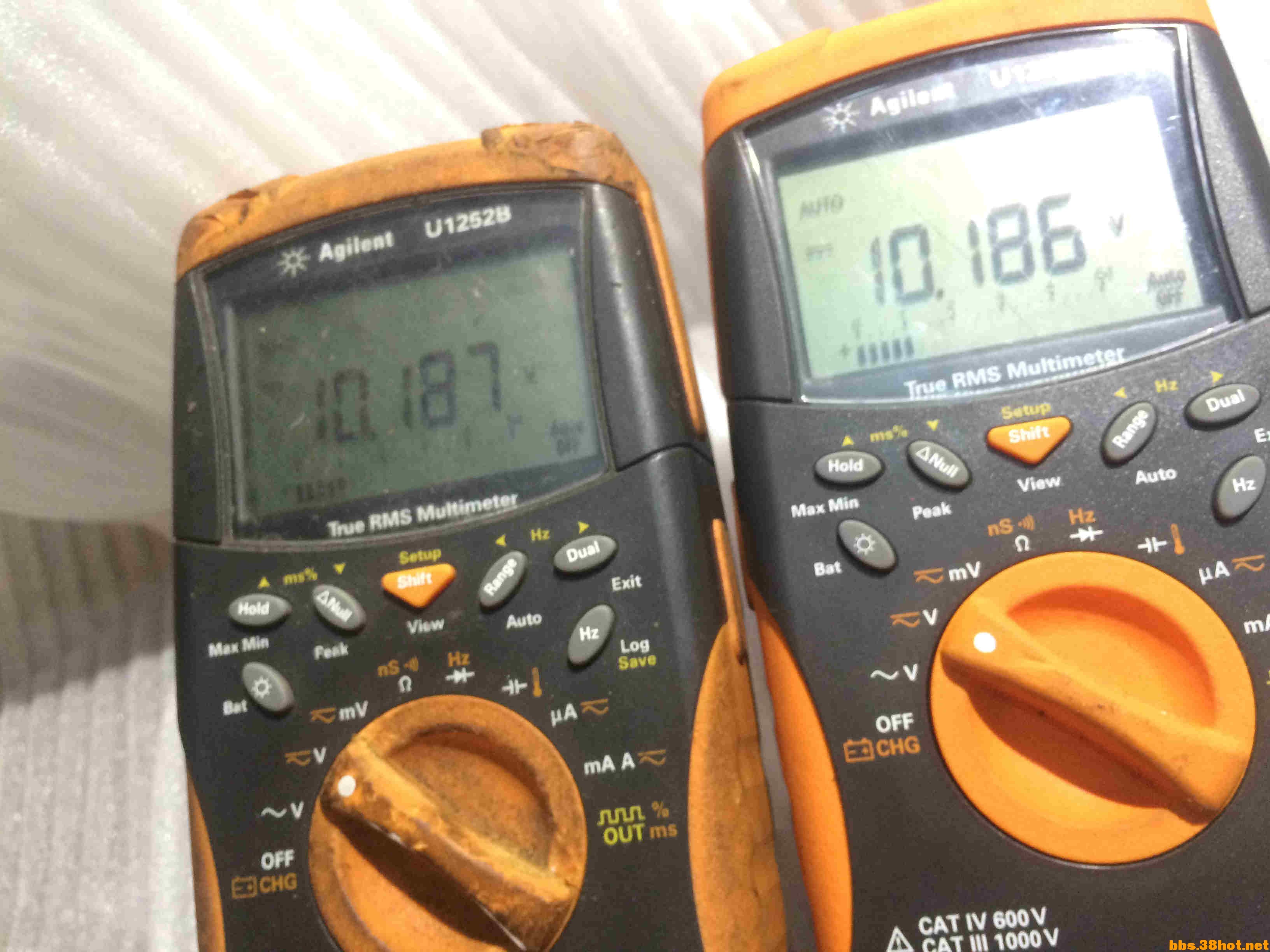 10v