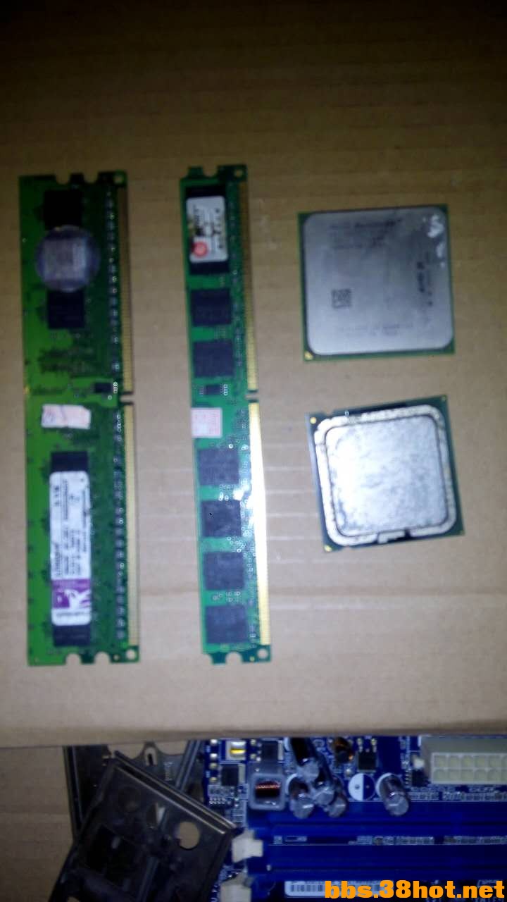 1041661953.jpg