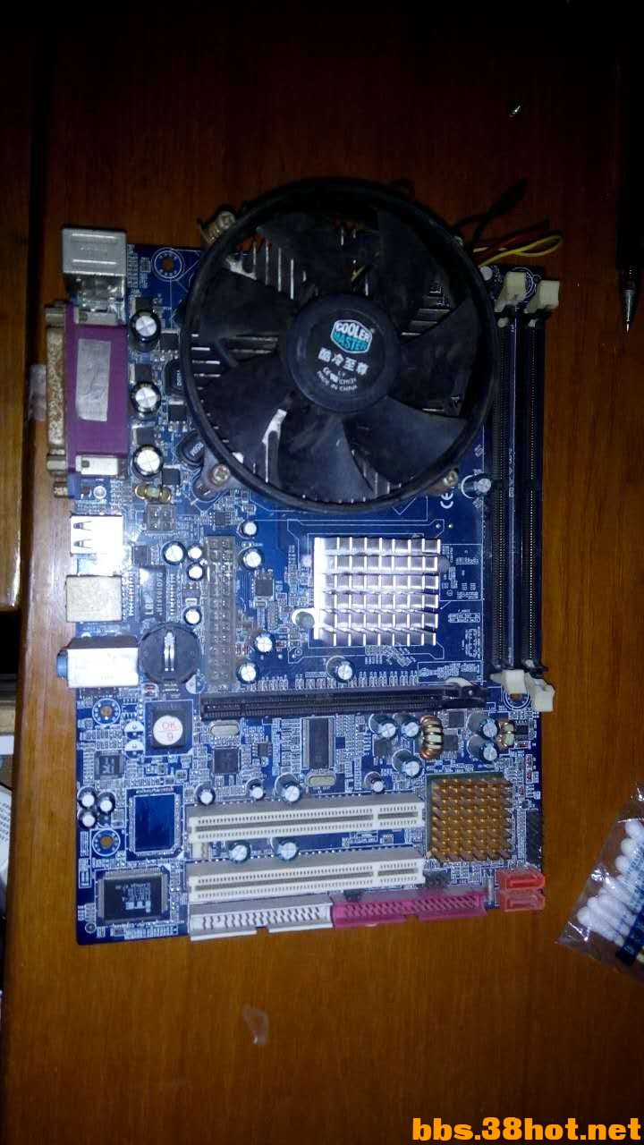 1041661943.jpg