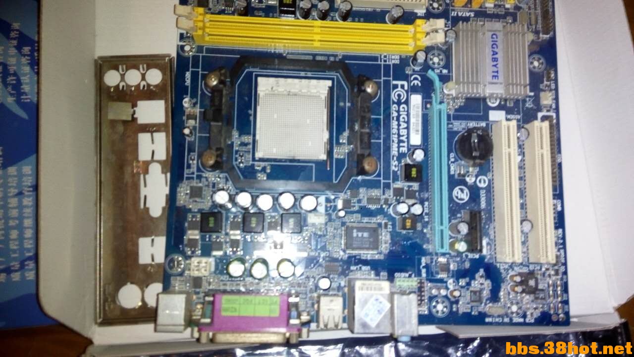 1041661956.jpg