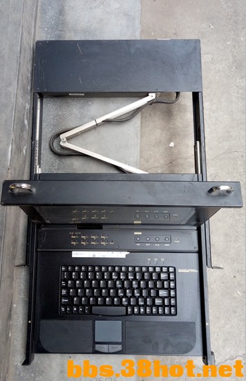 KVM (6).jpg