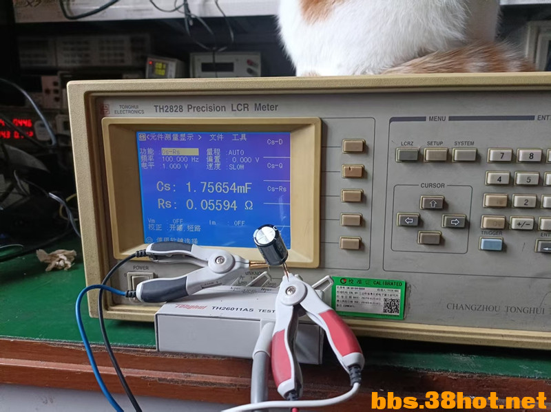 2200uf.jpg