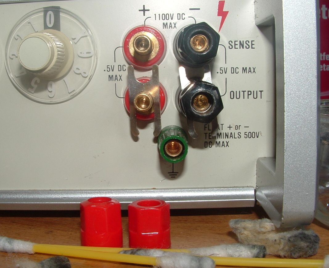 Fluke-343A_buchsen2.jpg