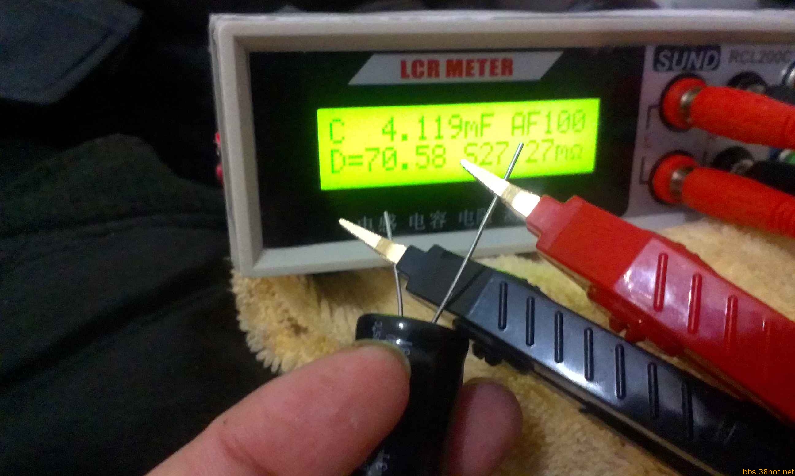 LCR߲4700UF.jpg