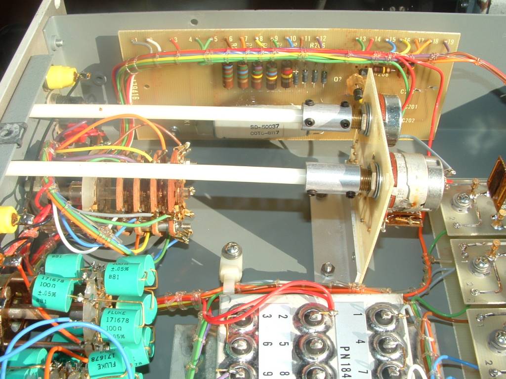 Fluke-750A_5.jpg