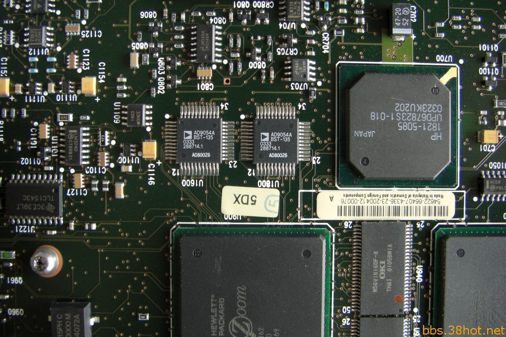 ourdev_469777.jpg