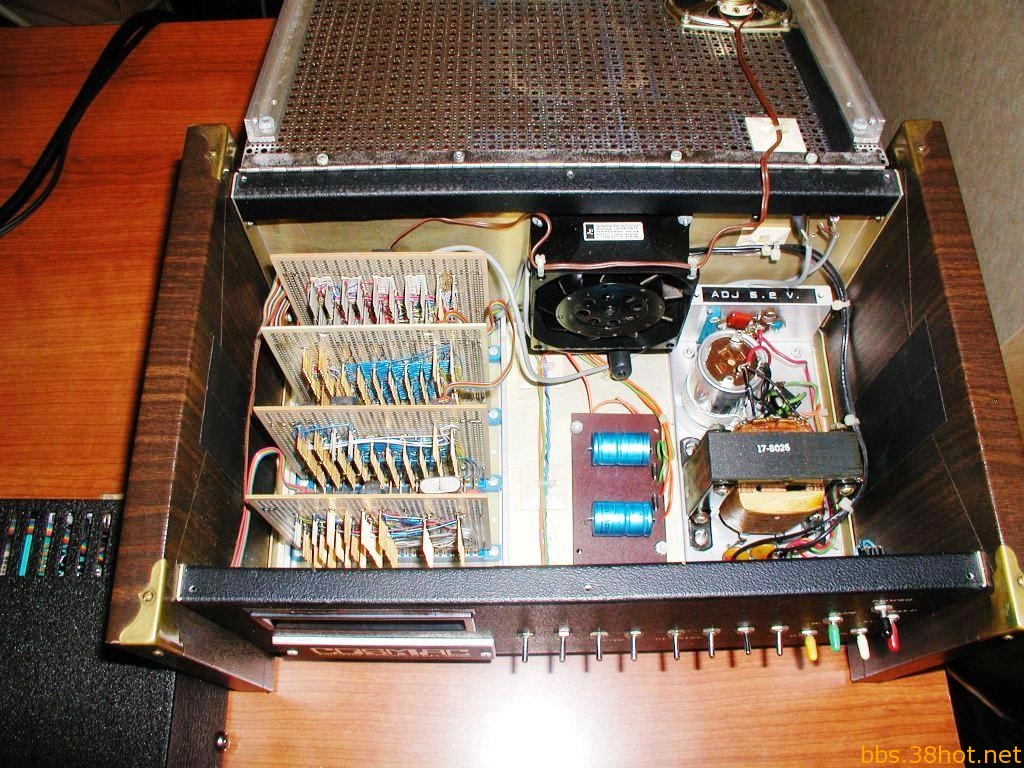 Cosmac_1802_homebrew_cardview_.jpg