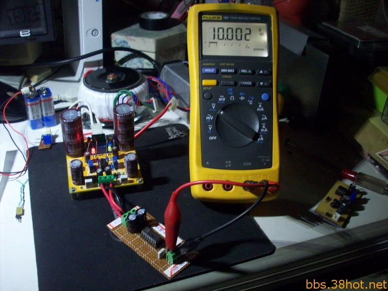 AD588 10V(2).JPG